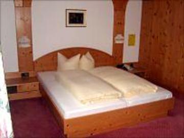 Linserhof Bed&Breakfast อิมสท์ ภายนอก รูปภาพ